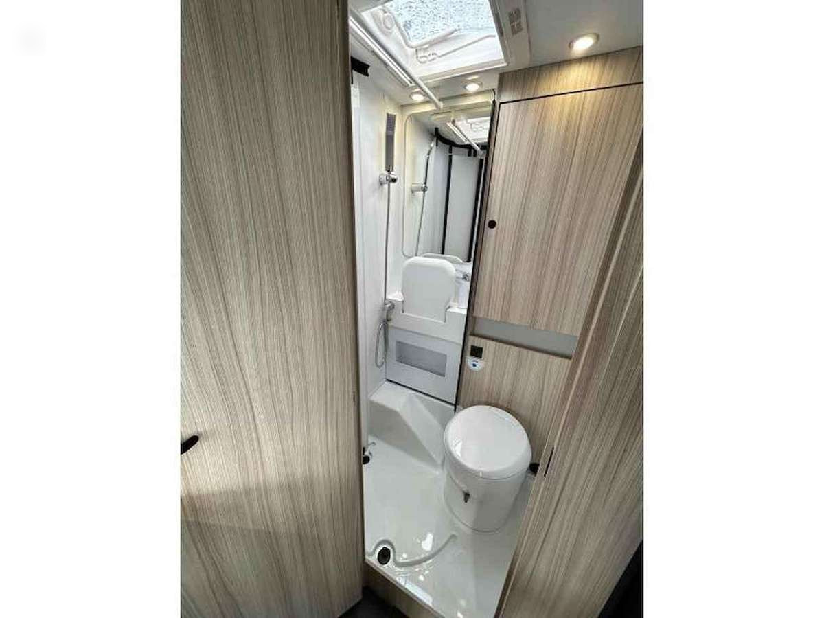 Xe cắm trại bán tích hợp mới SUN LIVING C 65 SL: hình 14 Xe cắm trại bán tích hợp mới SUN LIVING C 65 SL: hình 14