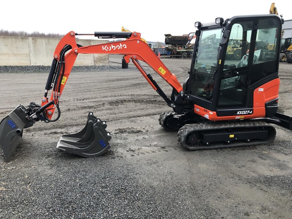 KUBOTA KX027-4 - Máy xúc mini: hình 1 KUBOTA KX027-4 - Máy xúc mini: hình 1