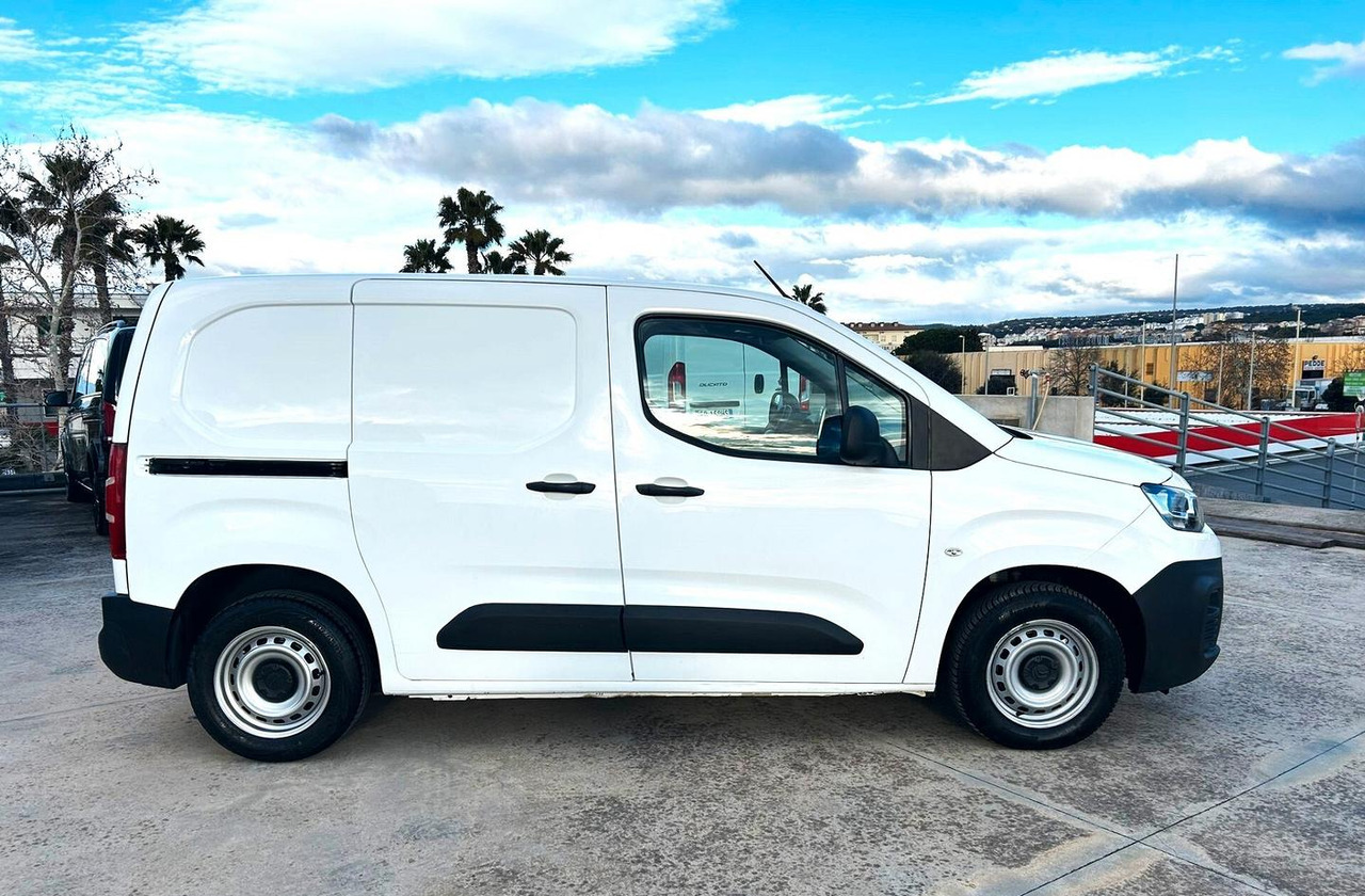 Citroen Berligno 1.6 HDi 100 cv 3 posti - Xe van nhỏ gọn: hình 4 Citroen Berligno 1.6 HDi 100 cv 3 posti - Xe van nhỏ gọn: hình 4