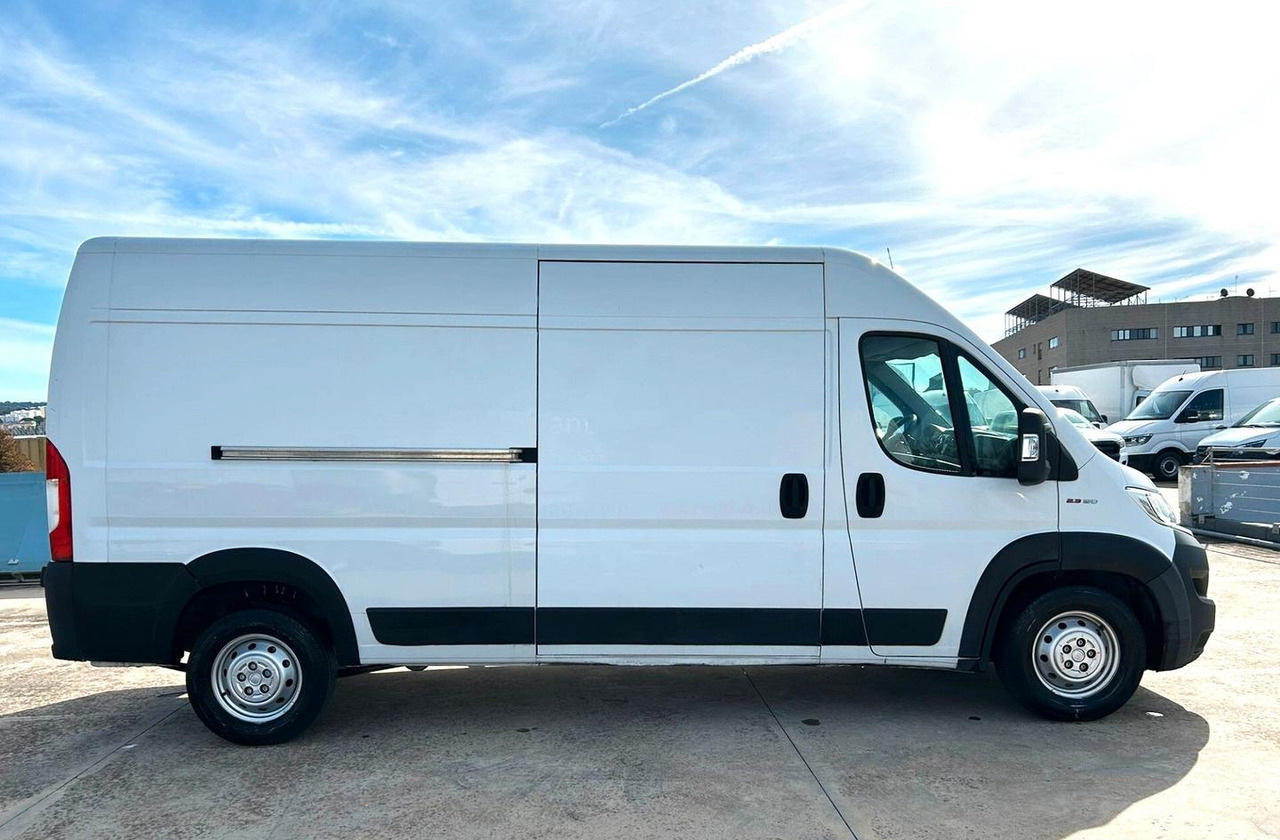 Fiat Ducato LH2 2.3 MJT 150 cv - Xe van chở hàng: hình 4 Fiat Ducato LH2 2.3 MJT 150 cv - Xe van chở hàng: hình 4