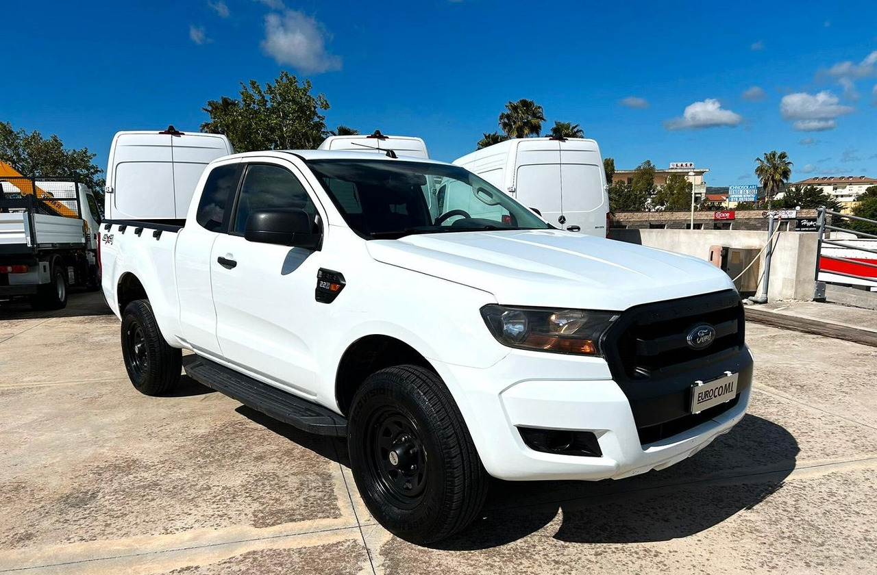 Ford Ranger 2.2 160 cv XL Supercab 4 posti 4wd - Xe bán tải: hình 3 Ford Ranger 2.2 160 cv XL Supercab 4 posti 4wd - Xe bán tải: hình 3