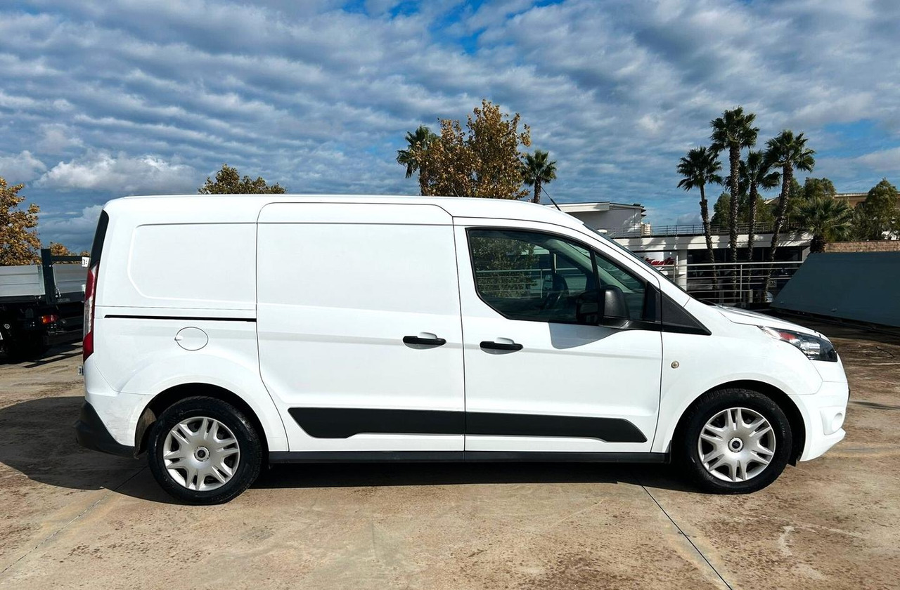 Ford Transit Connect Maxi 1.5 TDCi 100 cv 3 posti - Xe van nhỏ gọn: hình 4 Ford Transit Connect Maxi 1.5 TDCi 100 cv 3 posti - Xe van nhỏ gọn: hình 4