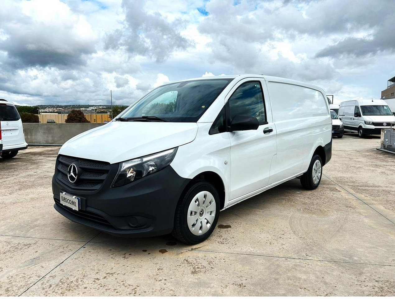 Mercedes Benz Vito 111 Furgone Long - Xe van chở hàng: hình 1 Mercedes Benz Vito 111 Furgone Long - Xe van chở hàng: hình 1