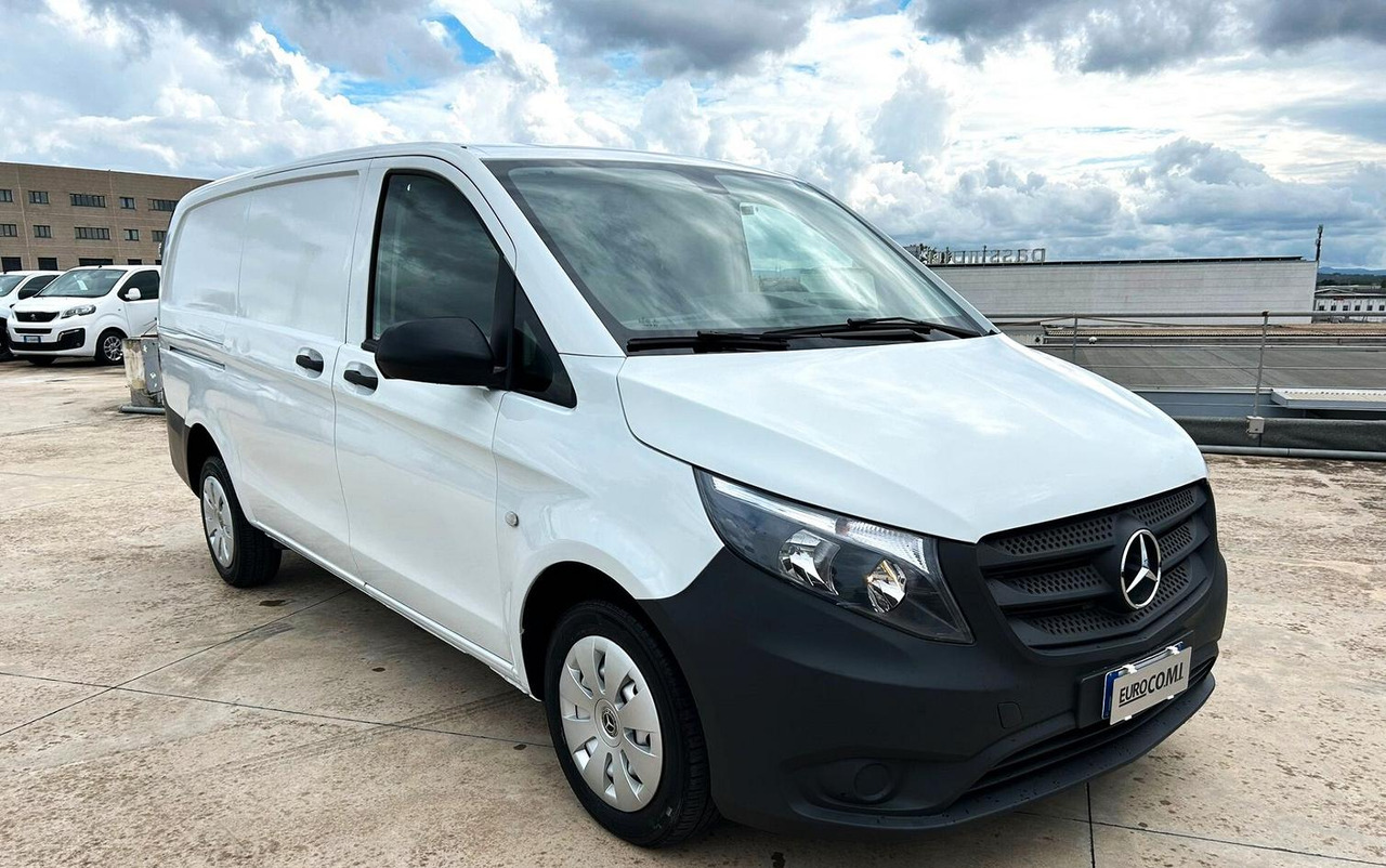 Mercedes Benz Vito 111 Furgone Long - Xe van chở hàng: hình 3 Mercedes Benz Vito 111 Furgone Long - Xe van chở hàng: hình 3