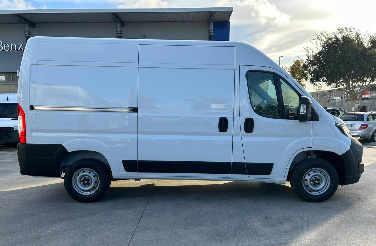 NUOVO Fiat Ducato 2.2 mjt Lastrato L2H2 120 cv 33 - Xe van chở hàng: hình 4 NUOVO Fiat Ducato 2.2 mjt Lastrato L2H2 120 cv 33 - Xe van chở hàng: hình 4