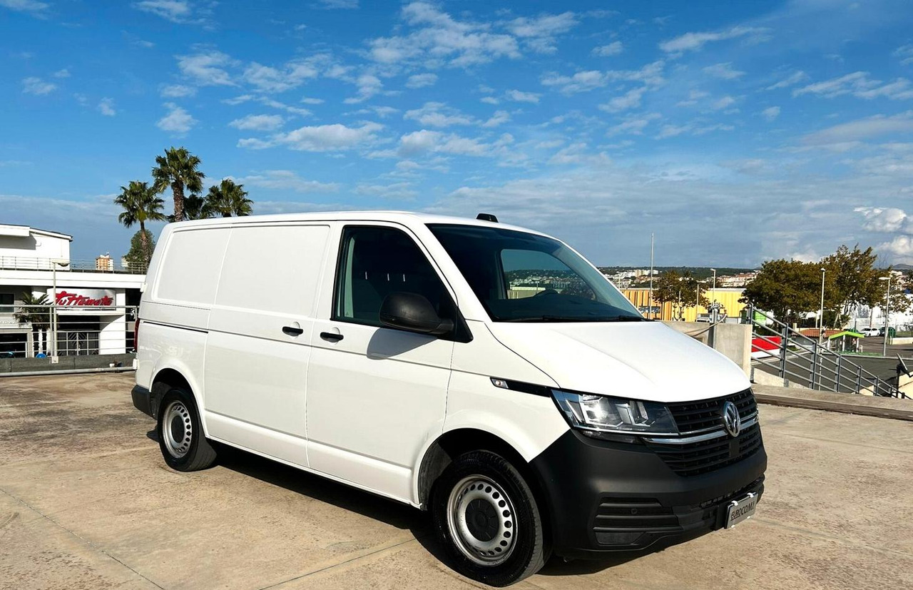 Volkswagen Transporter 2.0 TDi 150 cv - Xe van chở hàng: hình 3 Volkswagen Transporter 2.0 TDi 150 cv - Xe van chở hàng: hình 3