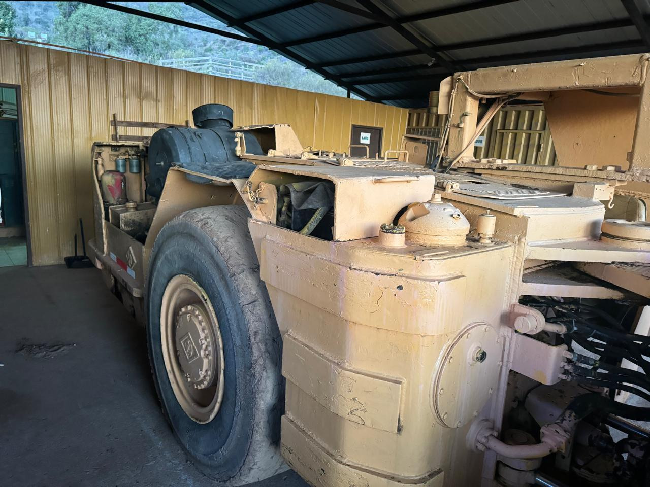 ATLAS COPCO WAGNER SCOOP ST-3,5 - Máy móc đào mỏ: hình 5 ATLAS COPCO WAGNER SCOOP ST-3,5 - Máy móc đào mỏ: hình 5