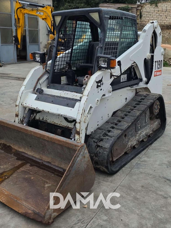 BOBCAT T190 - Máy xúc lật đa năng: hình 1 BOBCAT T190 - Máy xúc lật đa năng: hình 1