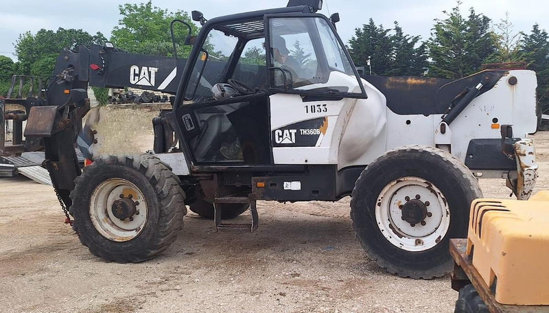 Caterpillar TH360B - Xe nhấc hình viễn vọng kính: hình 3 Caterpillar TH360B - Xe nhấc hình viễn vọng kính: hình 3