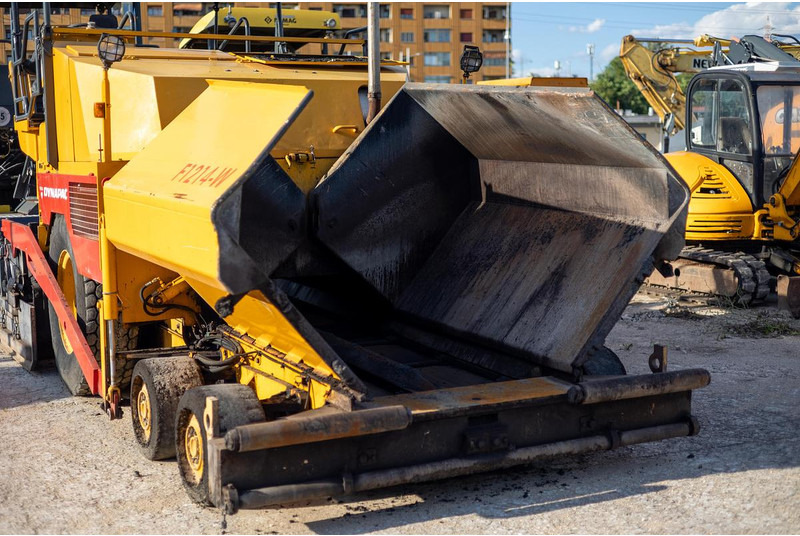 Dynapac F121-4W - Máy lát nhựa đường: hình 3 Dynapac F121-4W - Máy lát nhựa đường: hình 3