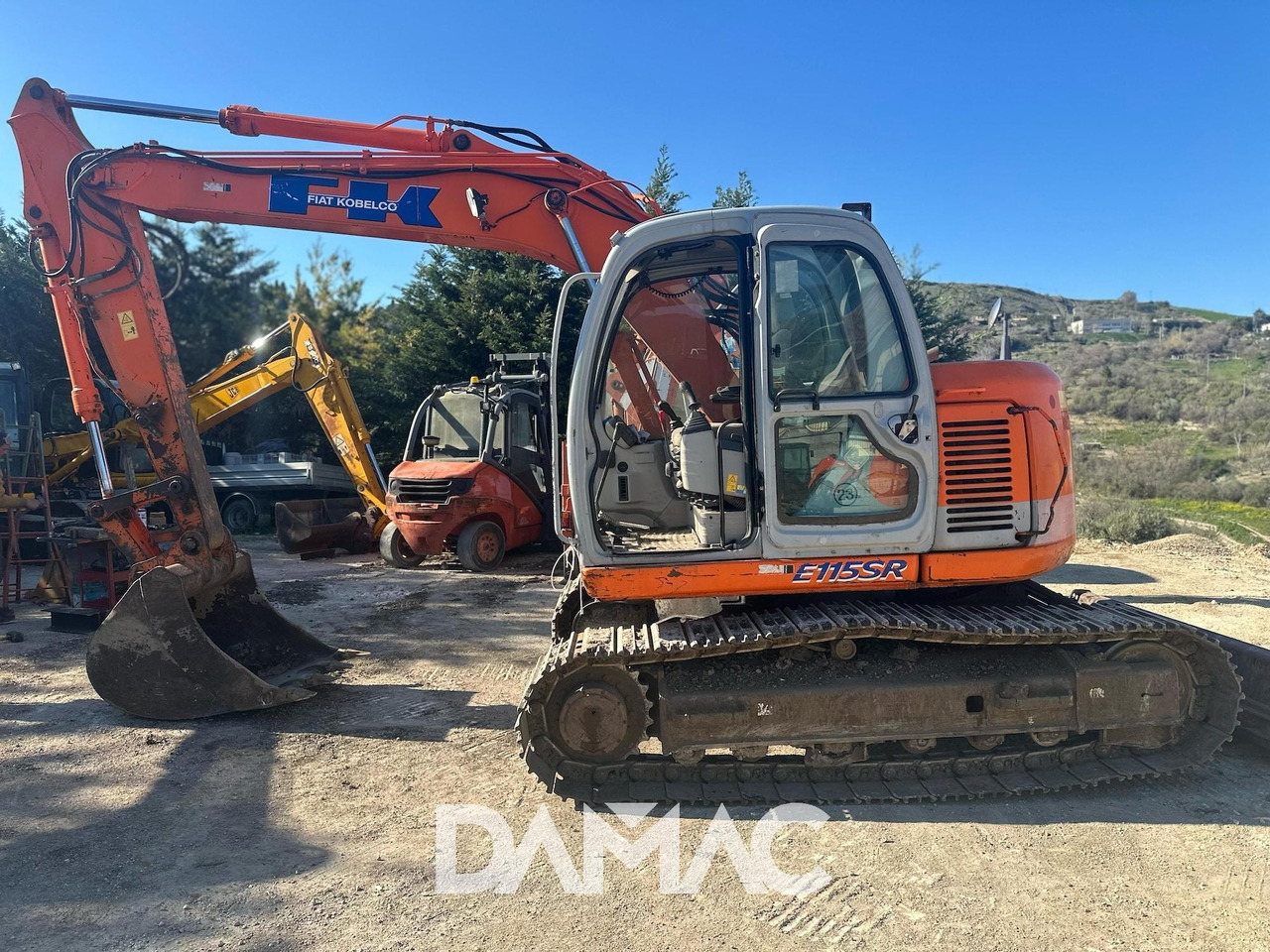 FIAT KOBELCO E115SR - Máy xúc bánh xích: hình 2 FIAT KOBELCO E115SR - Máy xúc bánh xích: hình 2