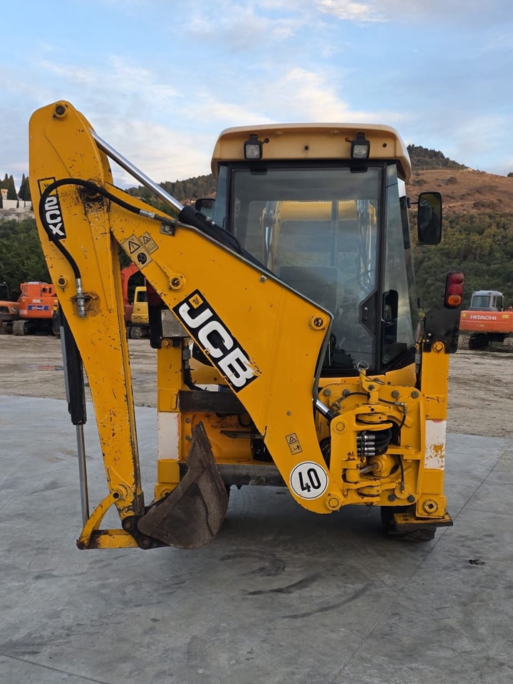 JCB 2CX - Máy xúc trước múc sau: hình 3 JCB 2CX - Máy xúc trước múc sau: hình 3