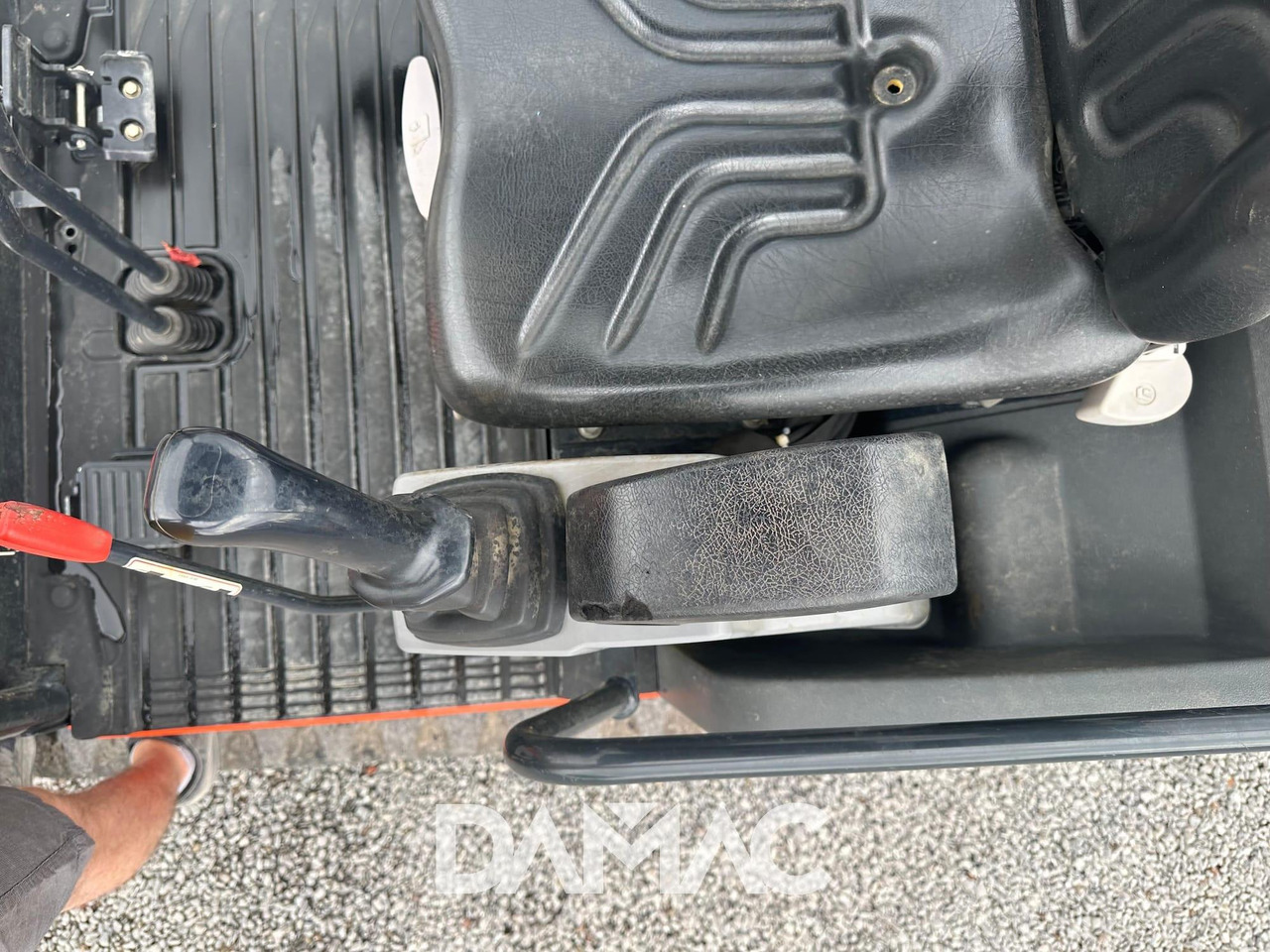 Máy xúc mini KUBOTA KX016-4: hình 16