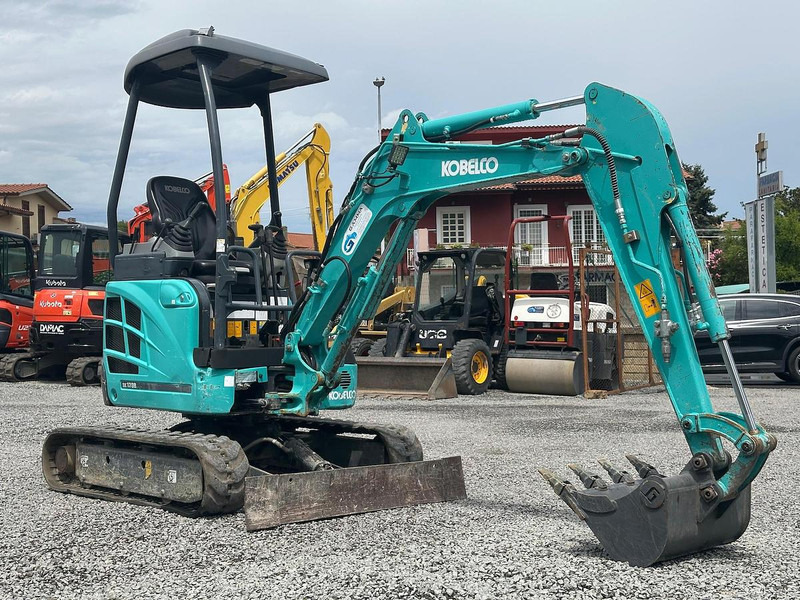 Kobelco SK17SR - Máy xúc mini: hình 2 Kobelco SK17SR - Máy xúc mini: hình 2