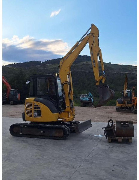 Komatsu PC55 - Máy xúc mini: hình 2 Komatsu PC55 - Máy xúc mini: hình 2