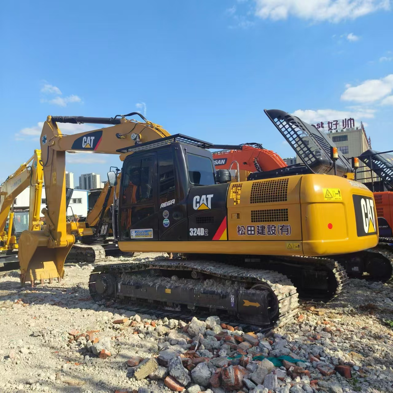 CATERPILLAR 324D - Máy xúc bánh xích: hình 1 CATERPILLAR 324D - Máy xúc bánh xích: hình 1