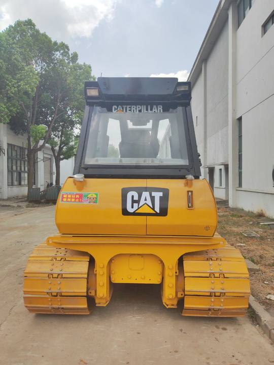 CATERPILLAR D5K - Máy ủi: hình 4 CATERPILLAR D5K - Máy ủi: hình 4