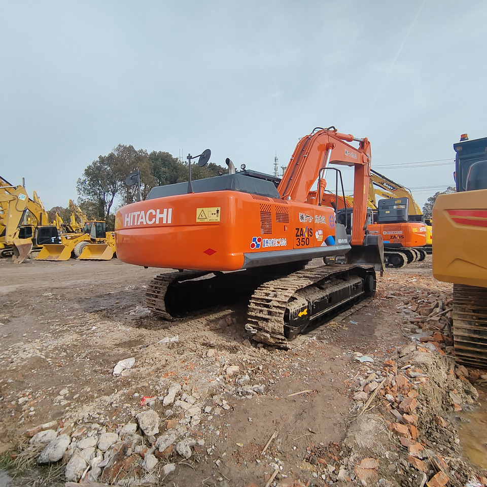 HITACHI ZX350 - Máy xúc bánh xích: hình 3 HITACHI ZX350 - Máy xúc bánh xích: hình 3