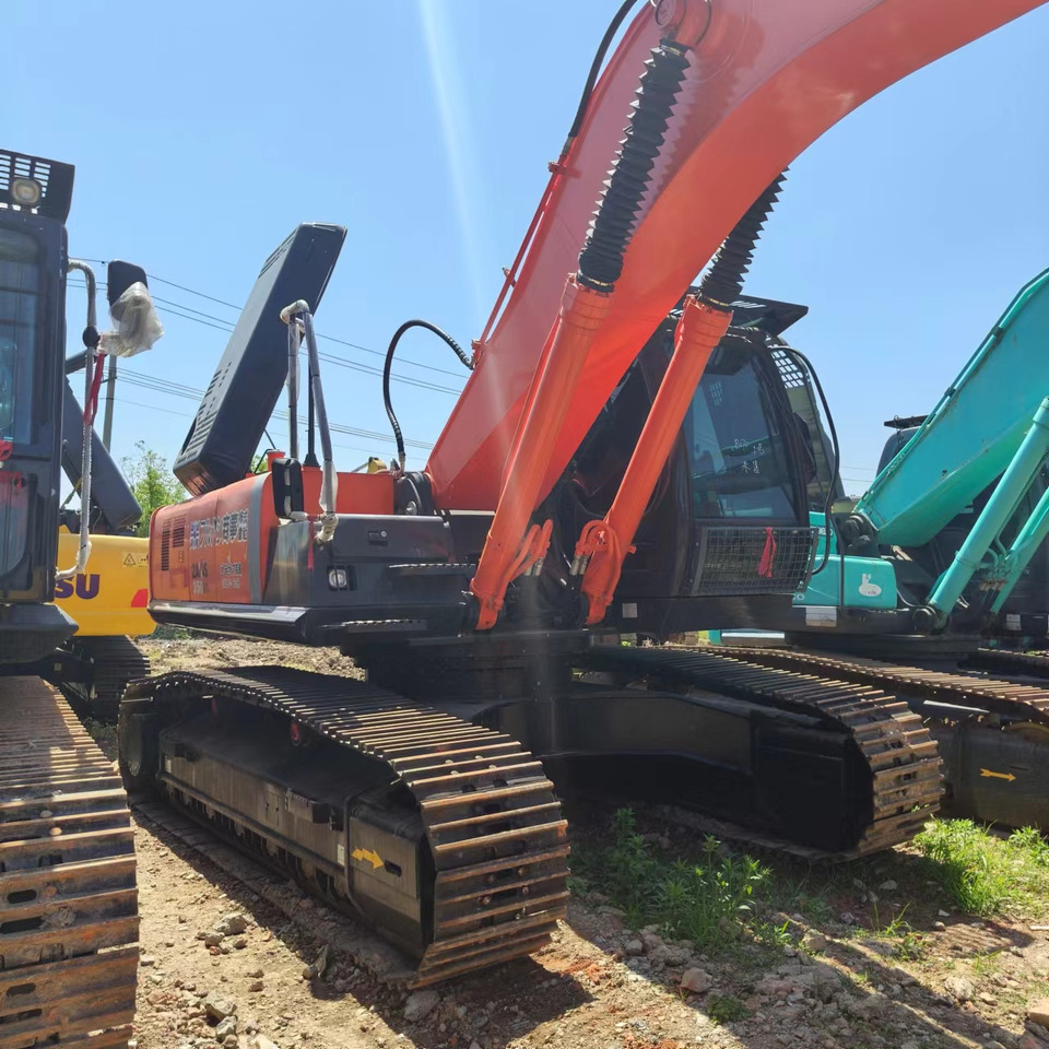 HITACHI ZX350 - Máy xúc bánh xích: hình 2 HITACHI ZX350 - Máy xúc bánh xích: hình 2