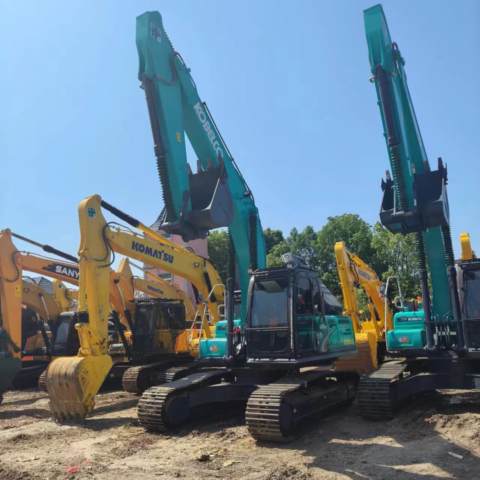 KOBELCO SK 200D - Máy xúc bánh xích: hình 2 KOBELCO SK 200D - Máy xúc bánh xích: hình 2