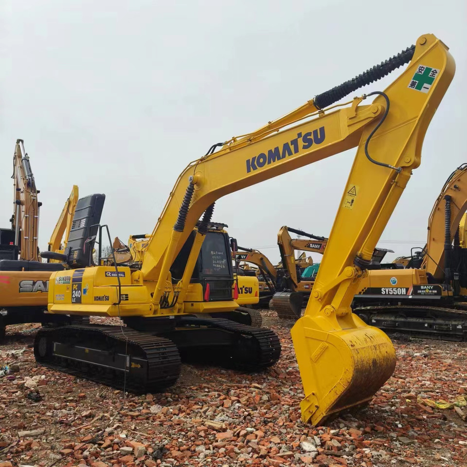 KOMATSU PC240LC - Máy xúc bánh xích: hình 4 KOMATSU PC240LC - Máy xúc bánh xích: hình 4