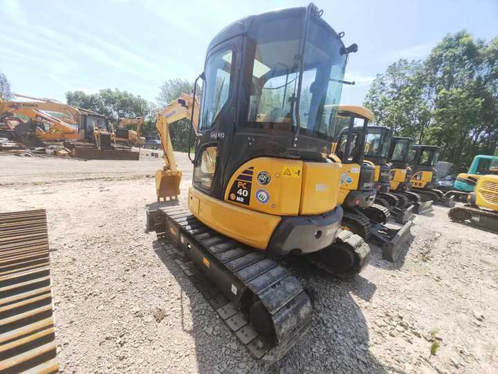 Máy xúc mini KOMATSU PC40: hình 13