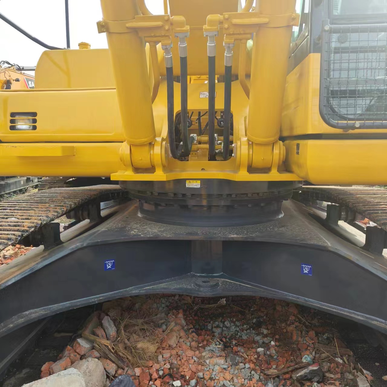 Máy xúc bánh xích KOMATSU PC400: hình 7