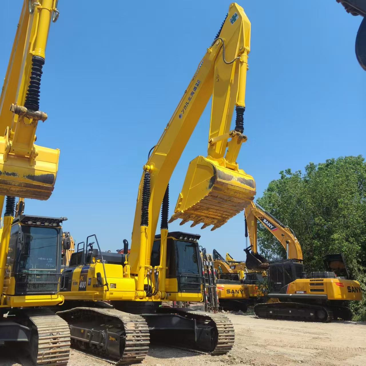 KOMATSU PC400 - Máy xúc bánh xích: hình 2 KOMATSU PC400 - Máy xúc bánh xích: hình 2