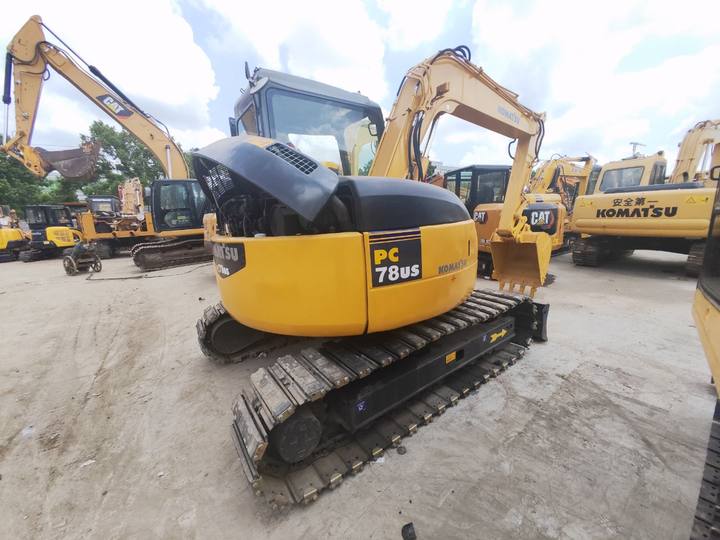 KOMATSU PC78US - Máy xúc mini: hình 1 KOMATSU PC78US - Máy xúc mini: hình 1