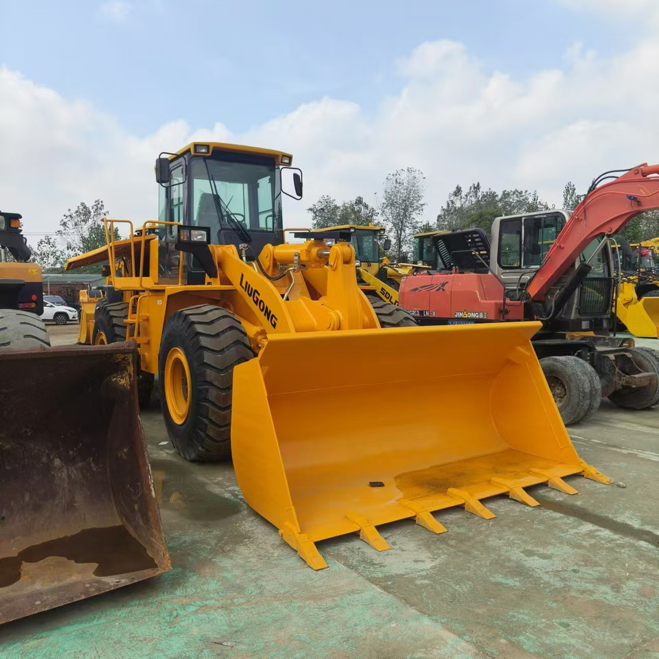 LIUGONG CLG856 - Máy xúc lật bánh lốp: hình 4 LIUGONG CLG856 - Máy xúc lật bánh lốp: hình 4