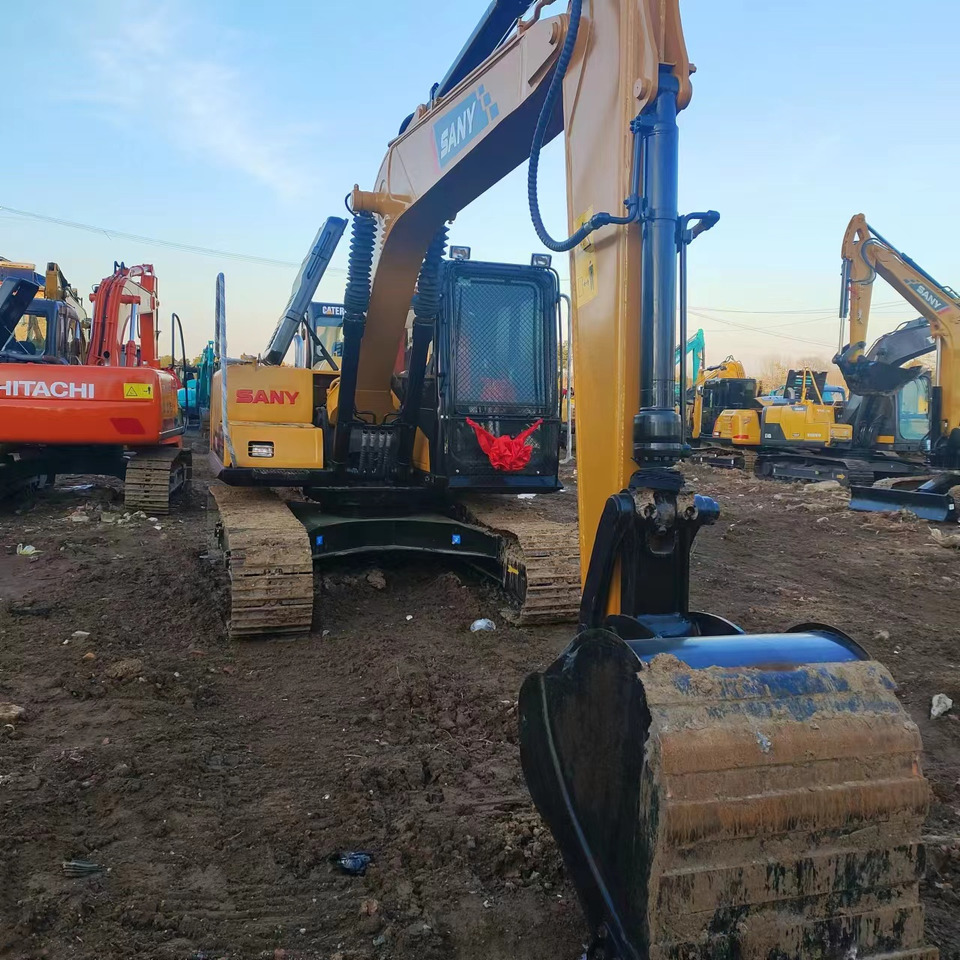 Máy xúc bánh xích SANY SY135: hình 13