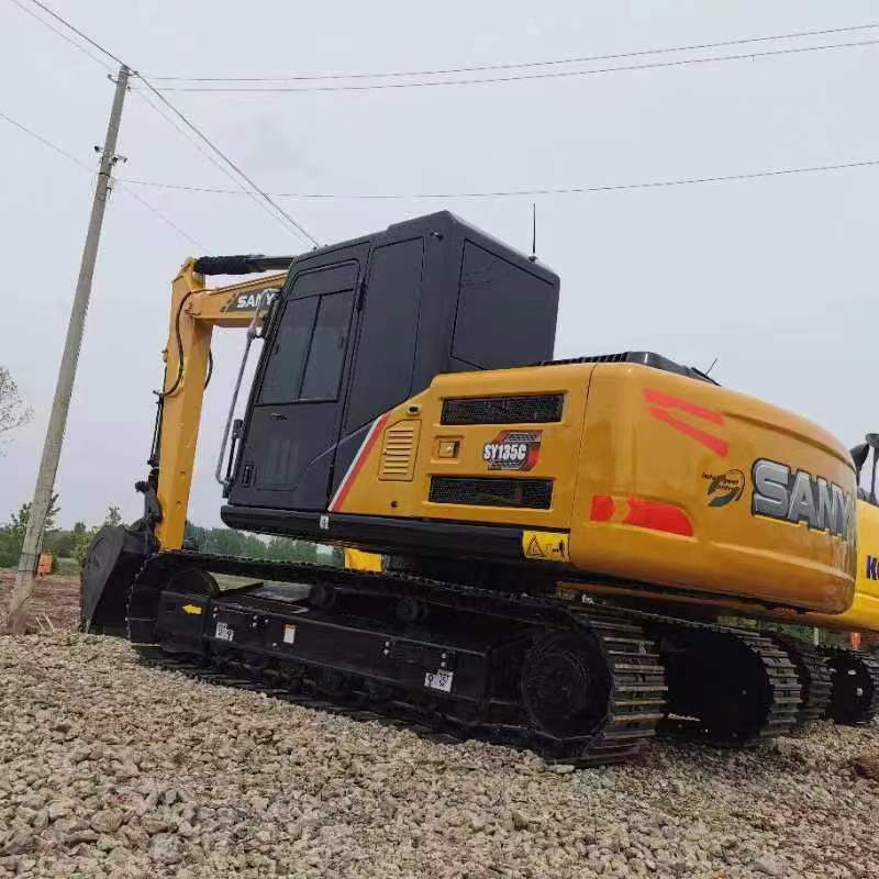 SANY SY135C - Máy xúc bánh xích: hình 5 SANY SY135C - Máy xúc bánh xích: hình 5