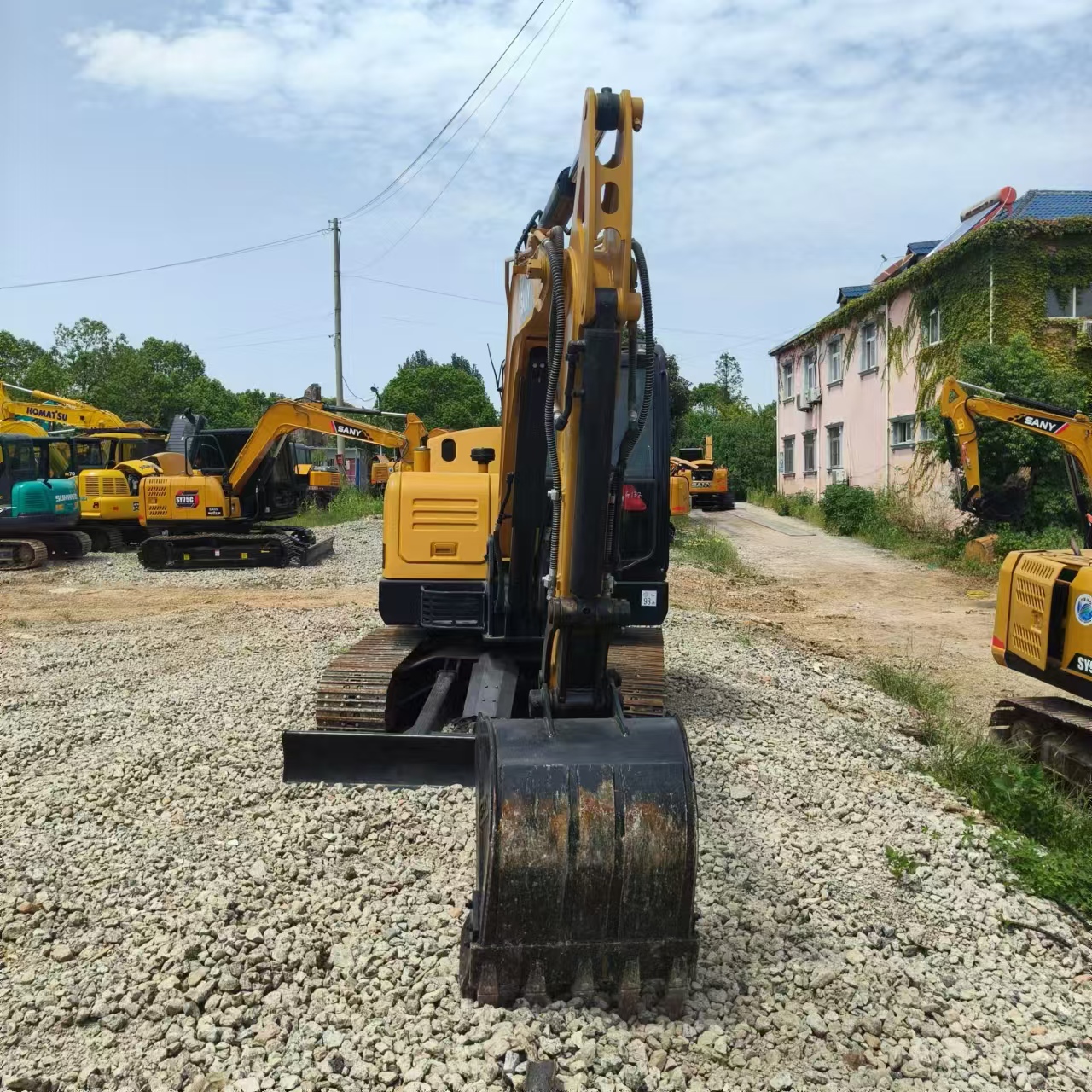 SANY SY60C - Máy xúc bánh xích: hình 3 SANY SY60C - Máy xúc bánh xích: hình 3