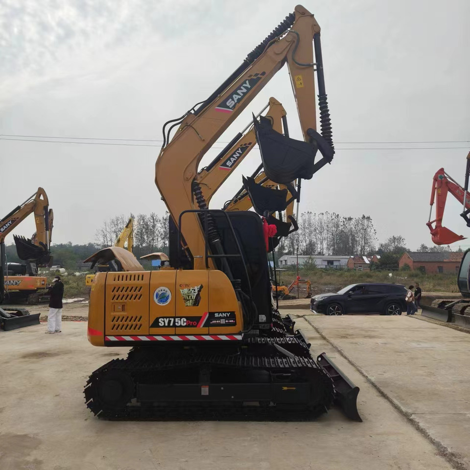 SANY SY75C pro - Máy xúc bánh xích: hình 1 SANY SY75C pro - Máy xúc bánh xích: hình 1