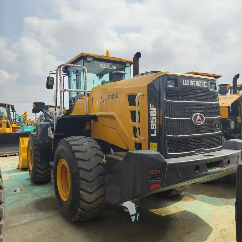 SDLG L956F - Máy xúc lật bánh lốp: hình 5 SDLG L956F - Máy xúc lật bánh lốp: hình 5