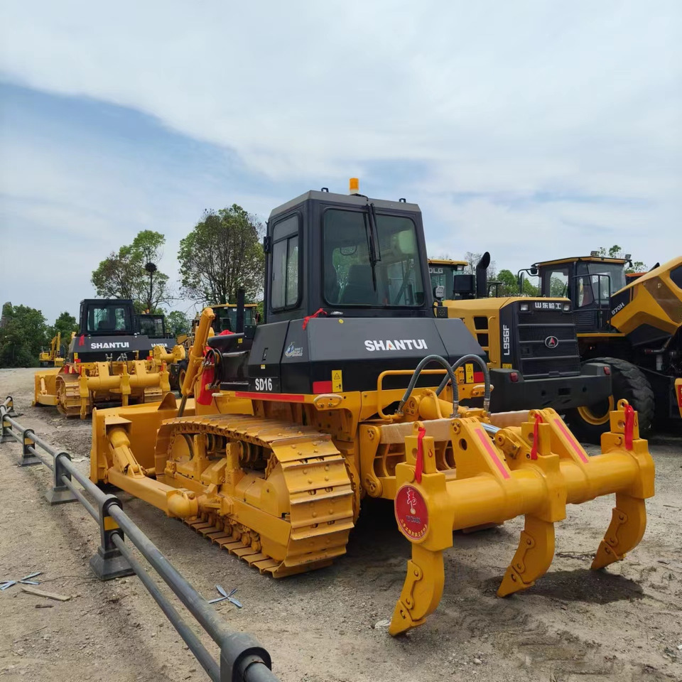SHANTUI SD16 - Máy ủi: hình 4 SHANTUI SD16 - Máy ủi: hình 4