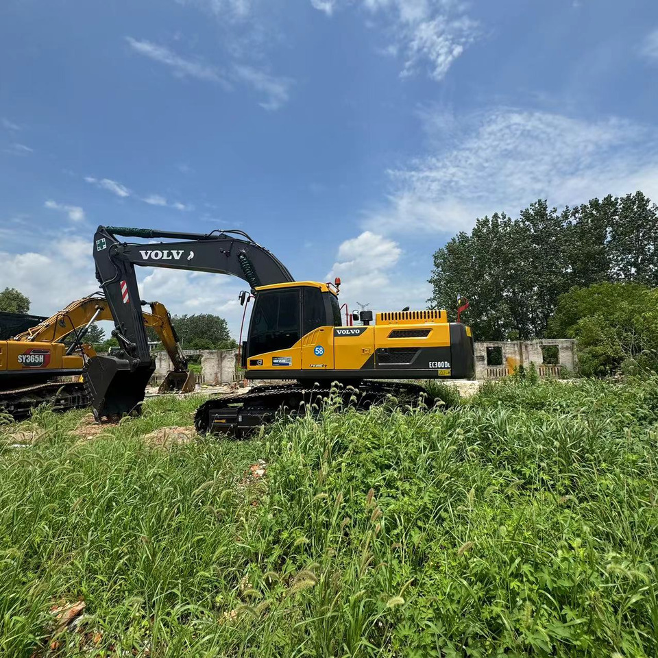 VOLVO EC300 - Máy xúc bánh xích: hình 4 VOLVO EC300 - Máy xúc bánh xích: hình 4