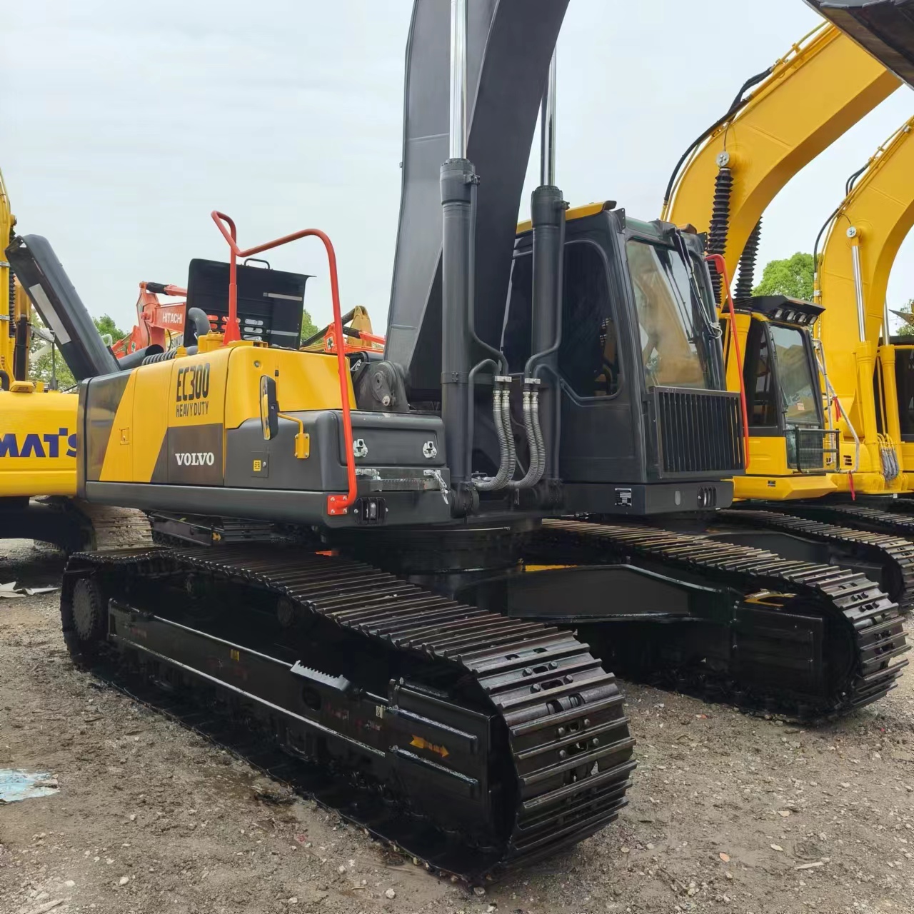 VOLVO EC300 - Máy xúc bánh xích: hình 5 VOLVO EC300 - Máy xúc bánh xích: hình 5