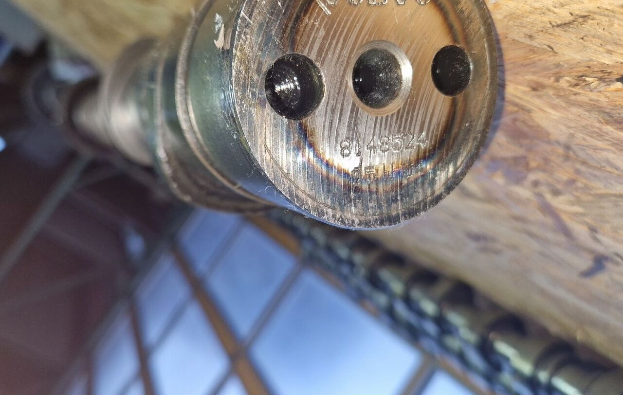 8148524 Volvo FM12 - Trục cam cho Xe tải: hình 1 8148524 Volvo FM12 - Trục cam cho Xe tải: hình 1