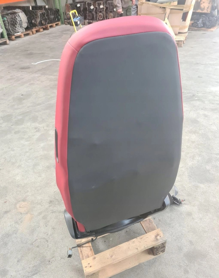 Chỗ ngồi FOTEL PASAŻERA PRAWY PNEUMATYCZNY NISKA PODSTAWA VOLVO FH 4 FM 4: hình 7