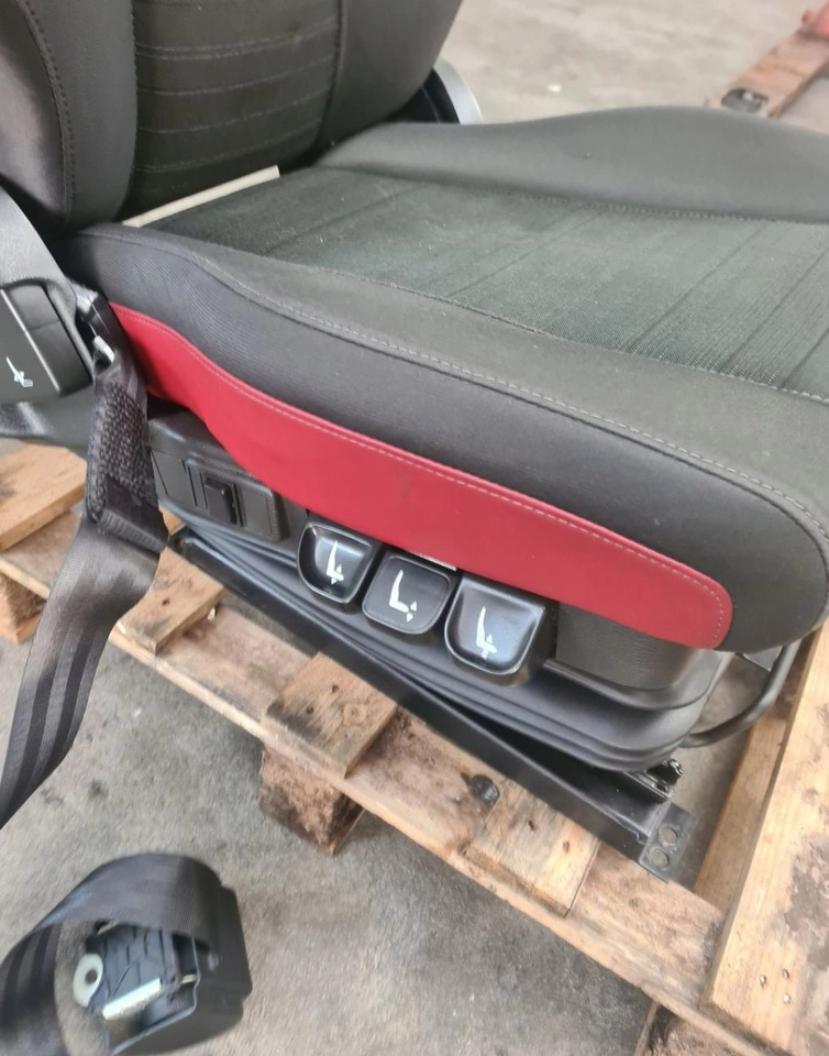 Chỗ ngồi FOTEL PASAŻERA PRAWY PNEUMATYCZNY NISKA PODSTAWA VOLVO FH 4 FM 4: hình 6