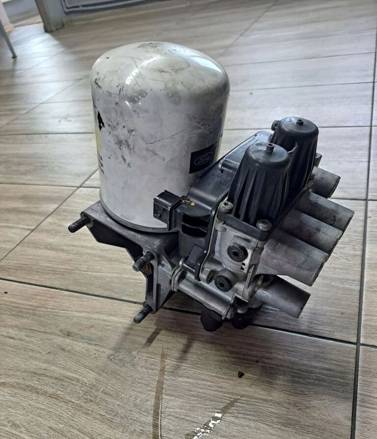 Ford OSUSZACZA ZAWÓR POWIETRZA WIELOZAWÓR F-MAX 500 CARGO EURO 6. JC46 Wabco - Phụ tùng phanh cho Xe tải: hình 4 Ford OSUSZACZA ZAWÓR POWIETRZA WIELOZAWÓR F-MAX 500 CARGO EURO 6. JC46 Wabco - Phụ tùng phanh cho Xe tải: hình 4