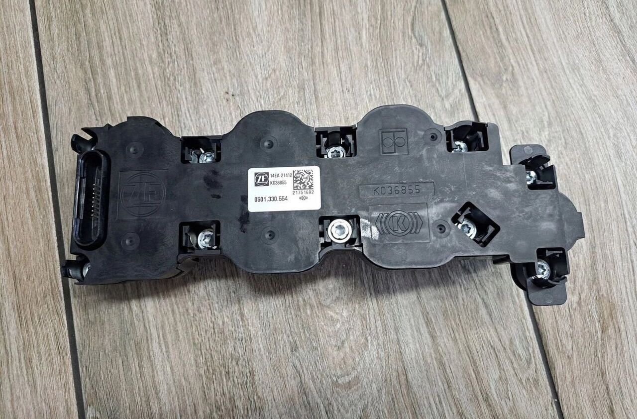 MODUŁ BLOK ELEKTRONIKA WYBIERAKA SKRZYNI BIEGÓW ZF TRAXON 0501.330.554 ZF TRAXON - Truyền động cho Xe tải: hình 3 MODUŁ BLOK ELEKTRONIKA WYBIERAKA SKRZYNI BIEGÓW ZF TRAXON 0501.330.554 ZF TRAXON - Truyền động cho Xe tải: hình 3