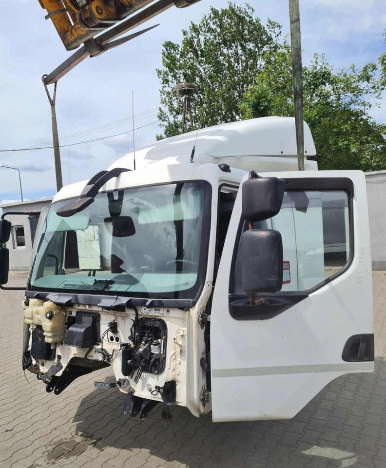 RENAULT KOMPLETNA RENAULT GAMA D12 D EURO 6 NISKA - Cabin cho Xe tải: hình 2 RENAULT KOMPLETNA RENAULT GAMA D12 D EURO 6 NISKA - Cabin cho Xe tải: hình 2