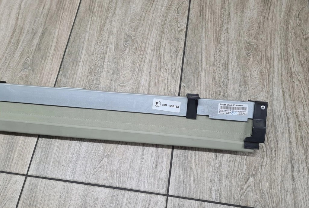 ROLETA ELEKTRYCZNA PRZEDNIA ZASŁONA ŻALUZJA CZOŁOWA VOLVO FH 4 FH 5 - Tấm che nắng: hình 4 ROLETA ELEKTRYCZNA PRZEDNIA ZASŁONA ŻALUZJA CZOŁOWA VOLVO FH 4 FH 5 - Tấm che nắng: hình 4