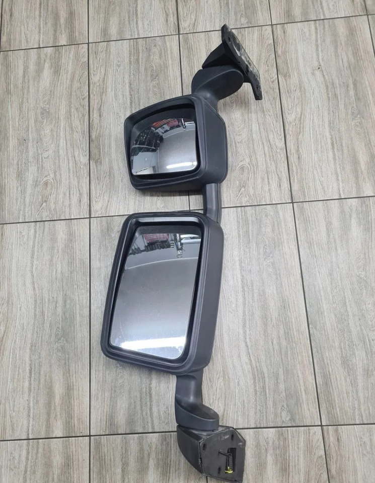 Renault GAMA T C K RANGE - Gương chiếu hậu: hình 2 Renault GAMA T C K RANGE - Gương chiếu hậu: hình 2