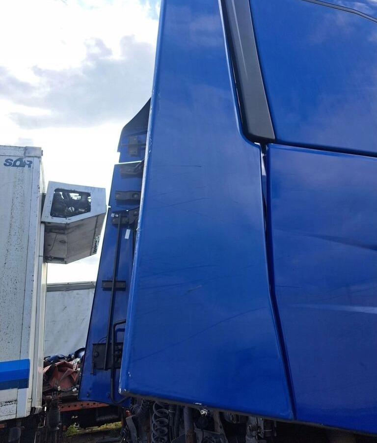 Renault GAMA-T Renault - Khí động học/ Spoiler cho Xe tải: hình 4 Renault GAMA-T Renault - Khí động học/ Spoiler cho Xe tải: hình 4