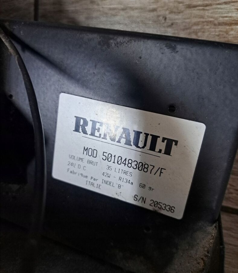 Renault LODÓWKA CHŁODZIARKA RENAULT MAGNUM DXI E-TECH 5010483087 - Cabin và nội thất cho Xe tải: hình 2 Renault LODÓWKA CHŁODZIARKA RENAULT MAGNUM DXI E-TECH 5010483087 - Cabin và nội thất cho Xe tải: hình 2