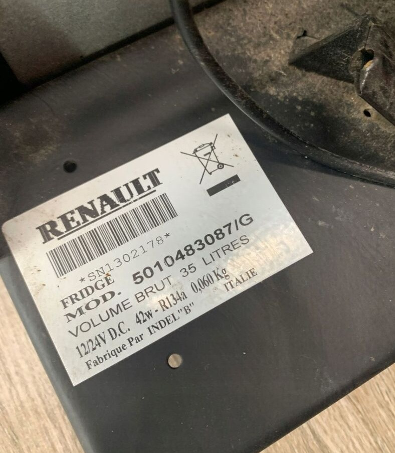 Renault LODÓWKA CHŁODZIARKA RENAULT MAGNUM DXI E-TECH 5010483087 - Cabin và nội thất cho Xe tải: hình 2 Renault LODÓWKA CHŁODZIARKA RENAULT MAGNUM DXI E-TECH 5010483087 - Cabin và nội thất cho Xe tải: hình 2