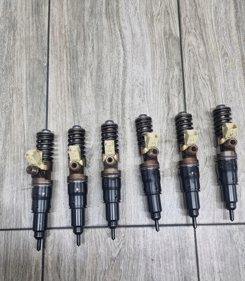 VOLVO 6 SZTUK 22374644 - Bộ phun: hình 2 VOLVO 6 SZTUK 22374644 - Bộ phun: hình 2